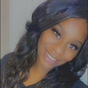 Meet your Posher, Briana